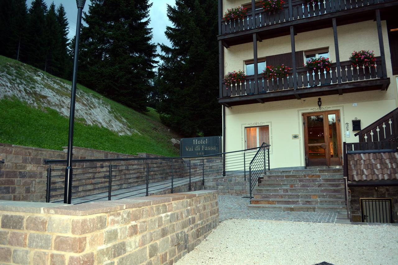 Hotel Val Di Fassa Soraga Buitenkant foto